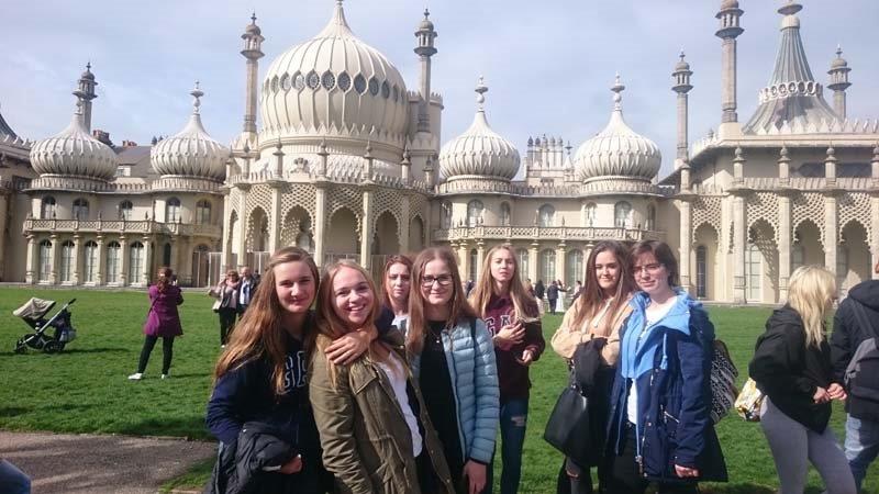 Praktykantki z ZSGH podczas zwiedzania Anglii